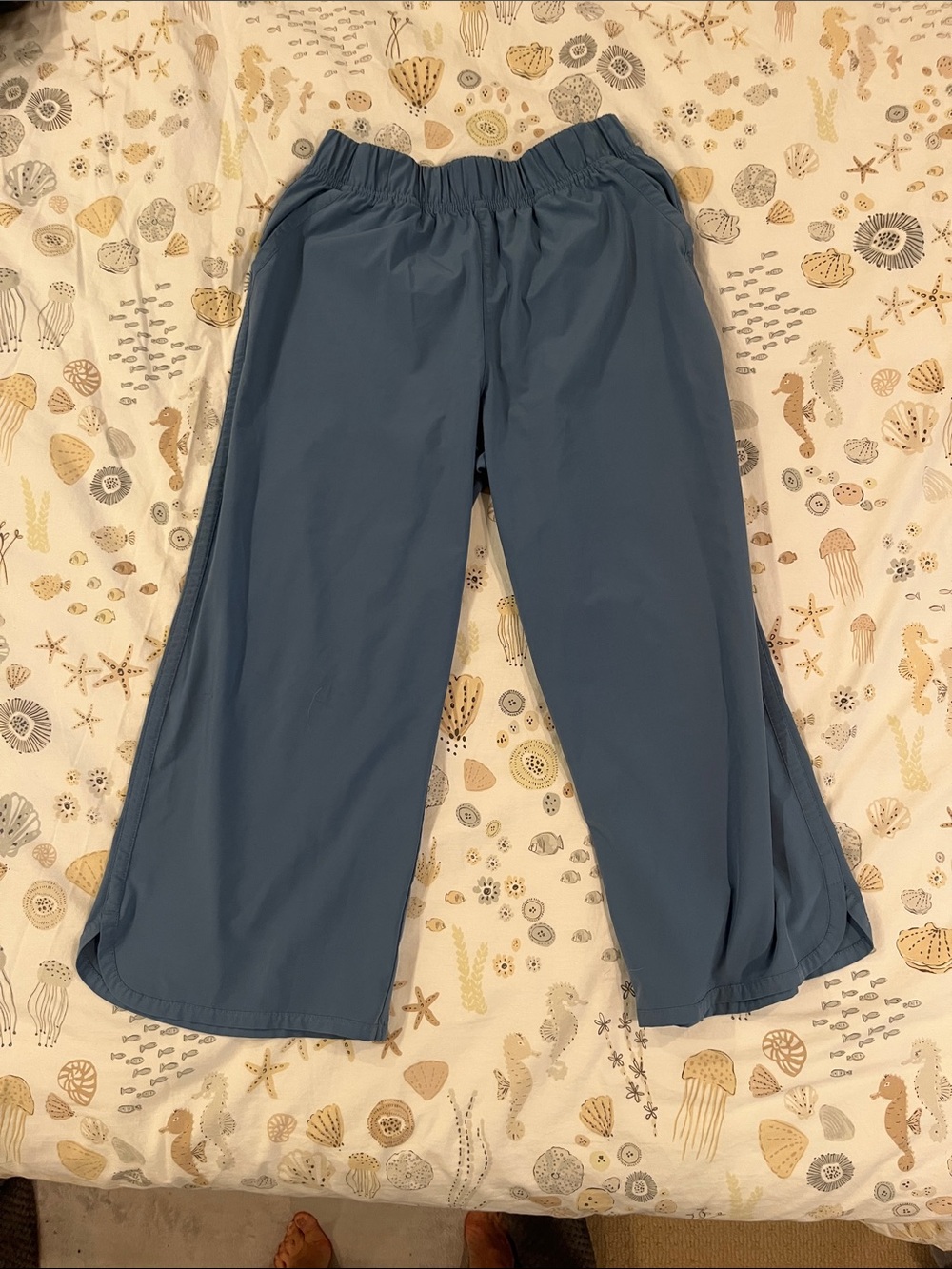 Title Nine Slaycation wide-leg cropped pants